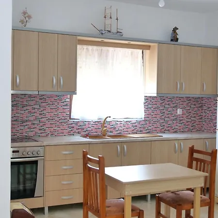 Apartment Pellumb