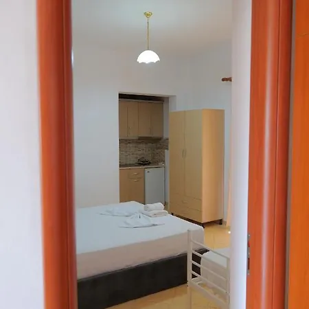 Pellumb Apartment *