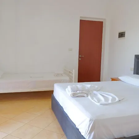 Apartment Pellumb