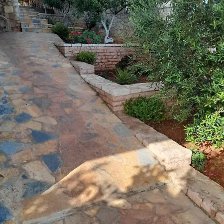 Pellumb كساميل