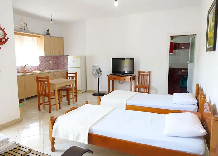 公寓 Pellumb 卡萨米尔