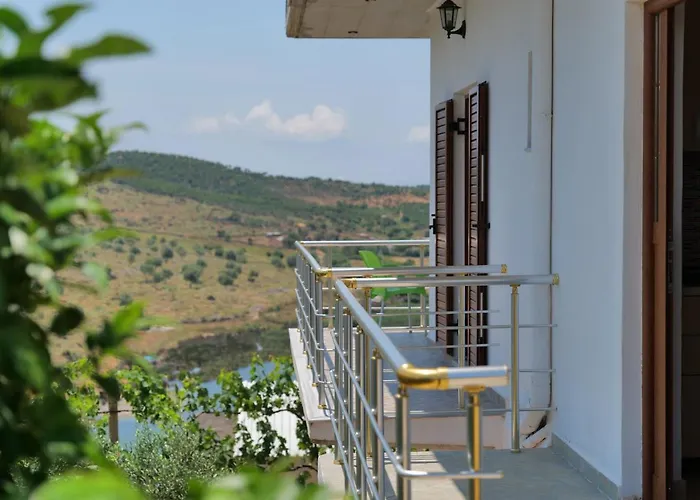 Pellumb 公寓 卡萨米尔