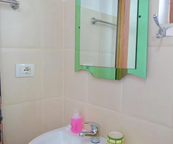 Pellumb * 卡萨米尔